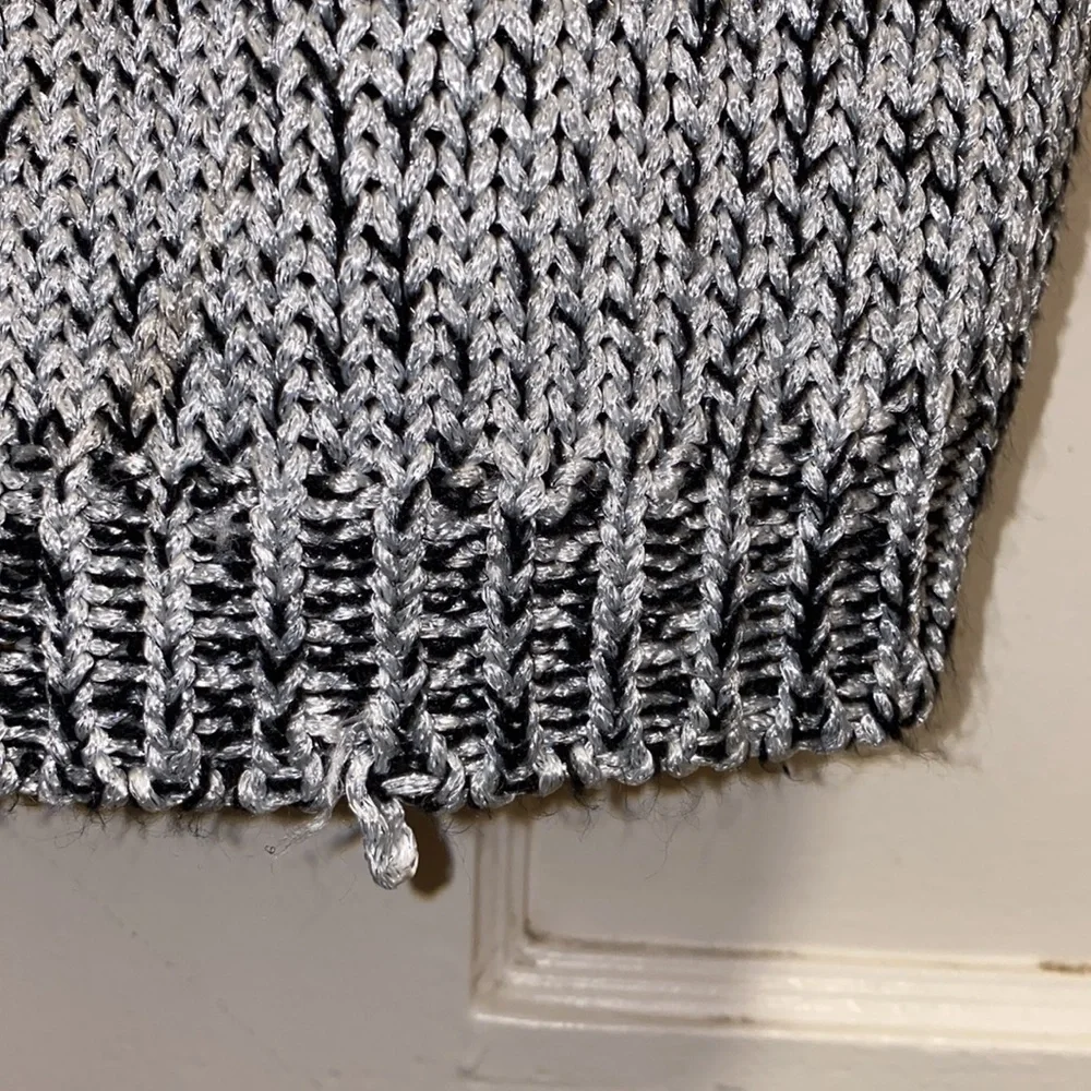 Divided by H&M Medium Silver Sleeveless Scoop Neck Ribbed Knit Dress - Picture 7 of 10